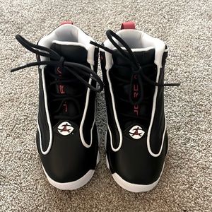 Kids Nike Jordan Pro Strong sneakers